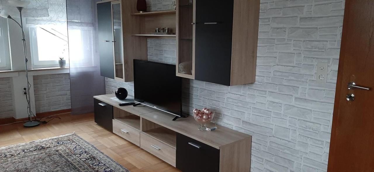 Ferienwohnung Gutowski Андернах Экстерьер фото
