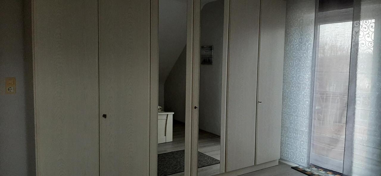 Ferienwohnung Gutowski Андернах Экстерьер фото